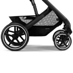 Cybex Balios S Lux Travelsystem Moon Black - Black Frame 2023 Met Cloud T 32 Cybex Balios S Lux Travelsystem Moon Black - Black Frame 2023 Met Cloud T -Joolz Verkoop cybex balios s lux black moon black 1 3