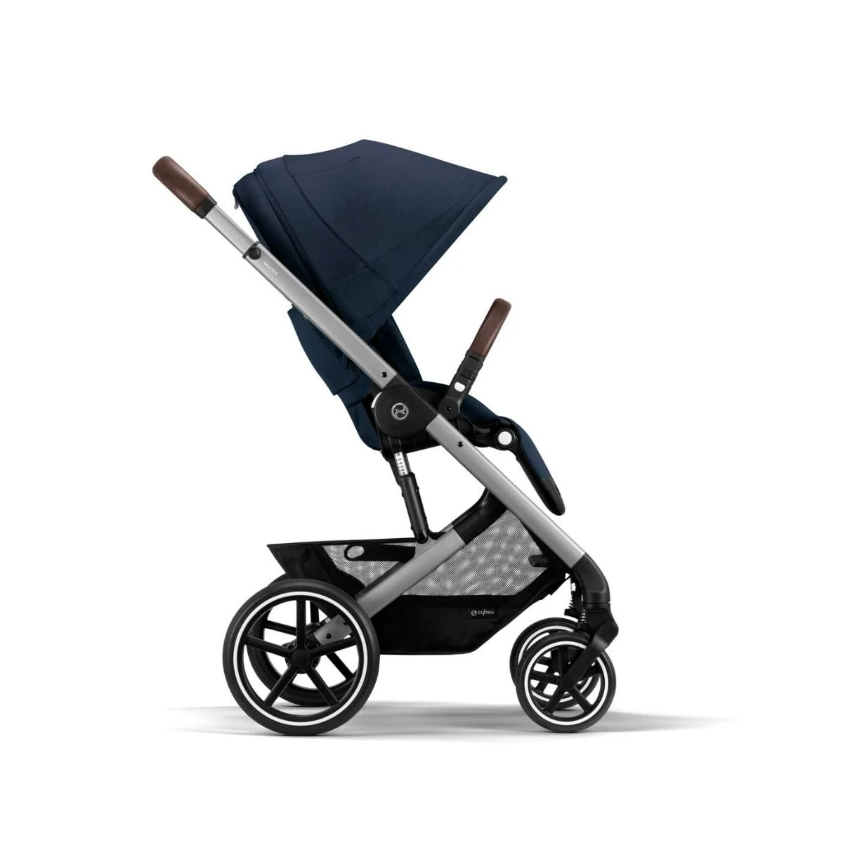 Cybex Balios S Lux Travelsystem Ocean Blue - Silver Frame 2023 Met Aton S2 8 Cybex Balios S Lux Travelsystem Ocean Blue - Silver Frame 2023 Met Aton S2 - Afbeelding 6