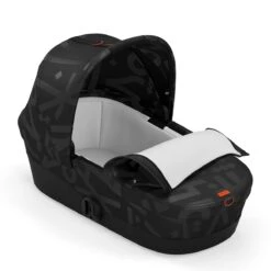 Cybex Melio Street Reiswieg -Joolz Verkoop cybex melio street real black carrycot open