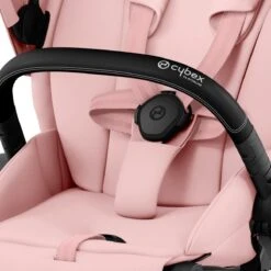 Cybex Priam 4 Travelsystem Peach Pink 26 Cybex Priam 4 Travelsystem Peach Pink -Joolz Verkoop cybex priam frame matt black peach pink 13 1