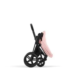 Cybex Priam 4 Travelsystem Peach Pink 25 Cybex Priam 4 Travelsystem Peach Pink -Joolz Verkoop cybex priam frame matt black peach pink 2 1
