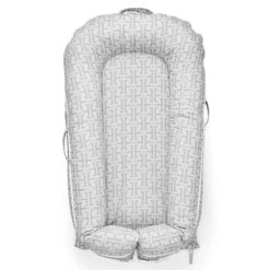 DockAtot Deluxe+ Nestje Signature Grey