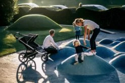 Thule Urban Glide2 Double Jet Black -Joolz Verkoop thule urban glide2 double jet black 2